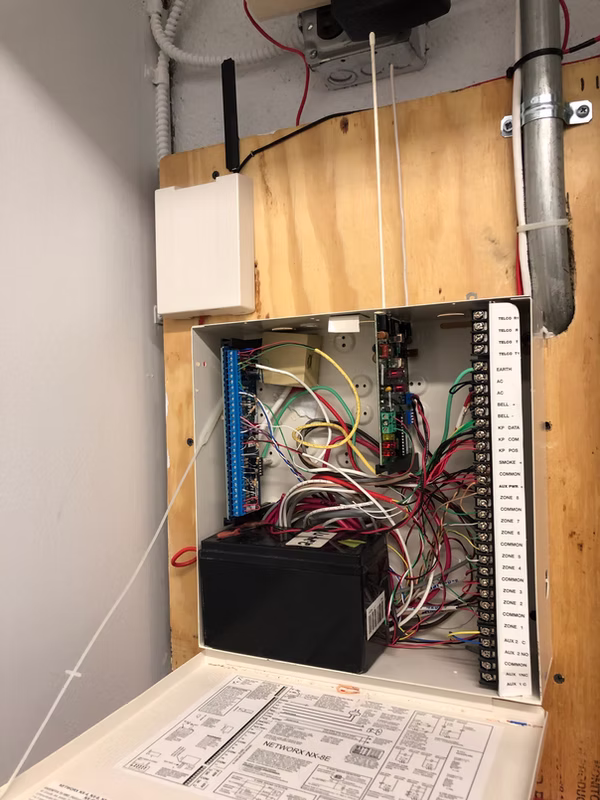 Interlogix NetworX platform with GSM and wireless fobs